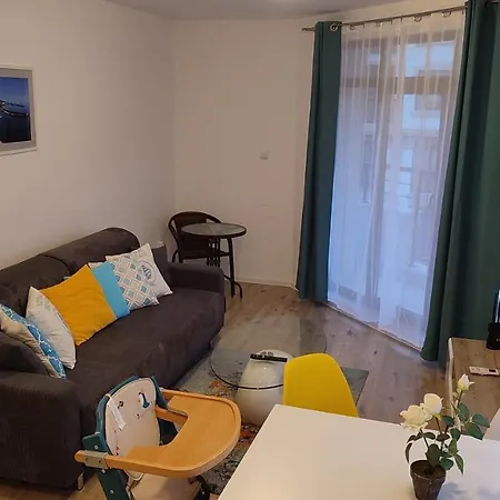 Aivazovsky Park Anchialos H14 *