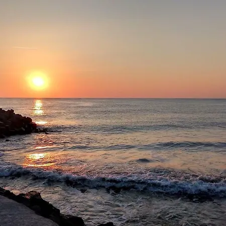 Aivazovsky Park Anchialos H14 * Πομόριε